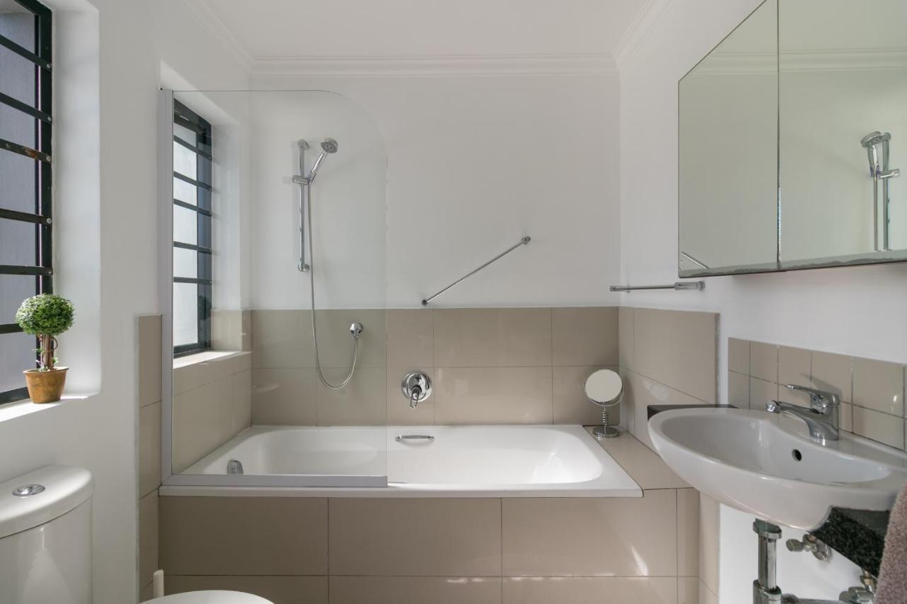 Blue Moon Apartments 克尼斯纳 外观 照片